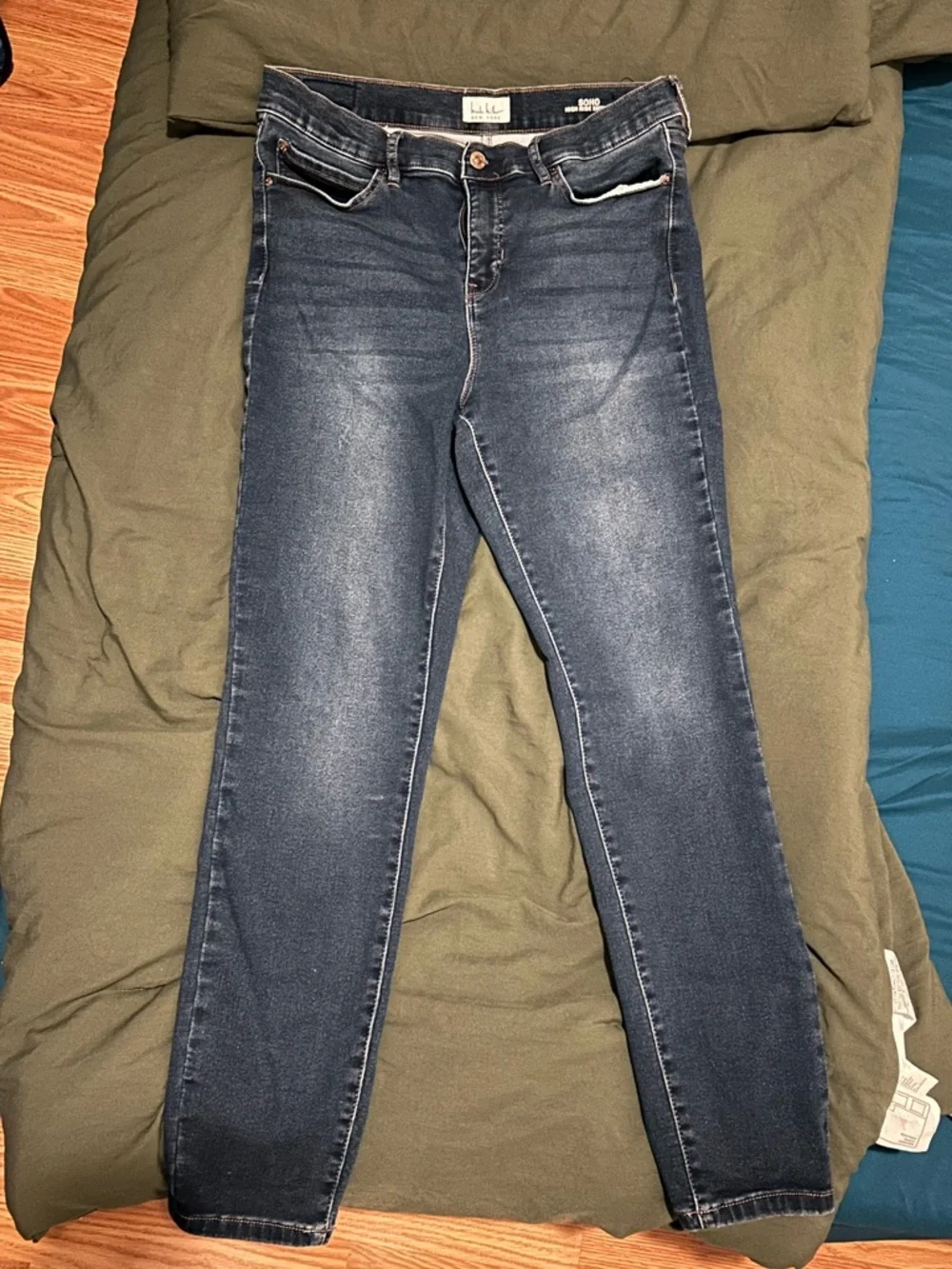 Nicole Miller SoHo High Rise Buttery Soft Blue Skinny Jeans Size 12 - Picture 5 of 17